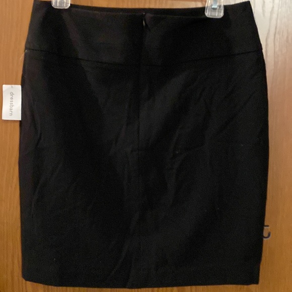 Dress Barn NWT Black Skirt - Picture 2 of 2